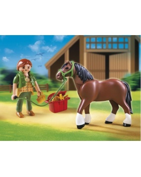 PLAYMOBIL 5108 Конный клуб: Шайрская лошадь со стойлом